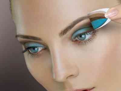 Праздничный макияж глаз для голубых глаз