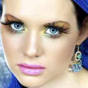 Соблазнительный макияж для голубых глаз