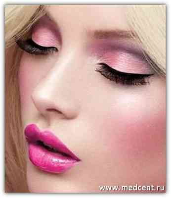 Вечерний макияж для блондинок с голубыми глазами фото