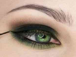 Дневной макияж для зеленых глаз с использованием