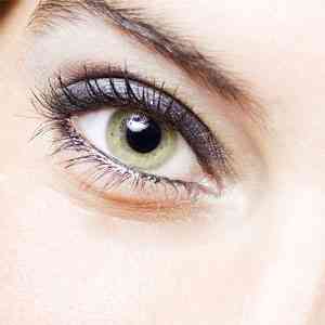 Как красить глаза зеленого цвета