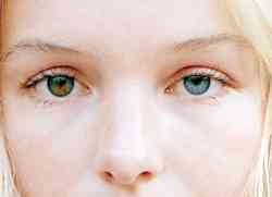 Как красить глаза двухцветными тенями