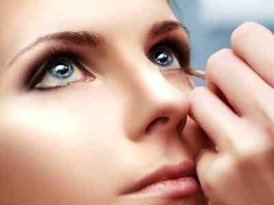Как при помощи макияжа поднять внешние уголки глаз