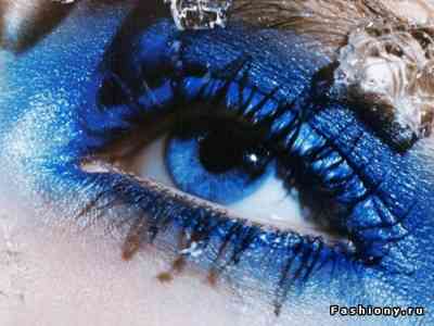 Яркий макияж для голубых глаз фото
