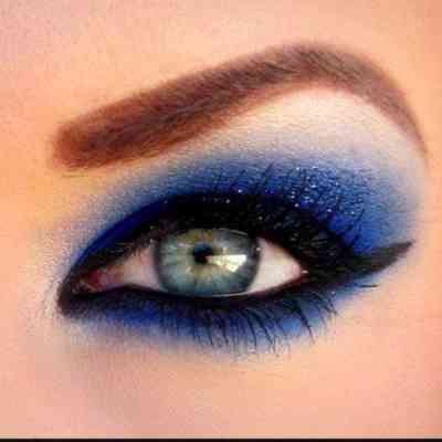 Пошагово профессиональный макияж для голубых глаз
