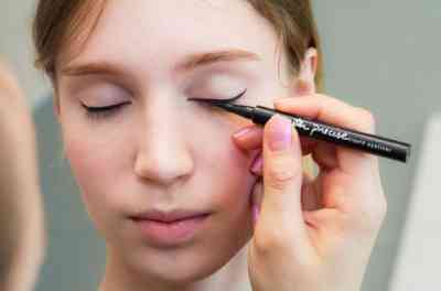 Как сделать вечерний макияж для карих глаз видео