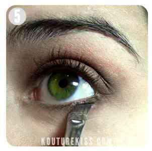 Естественный макияж для зеленых глаз пошагово фото