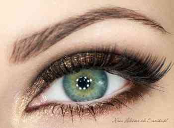 Идеи для макияжа зеленых глаз