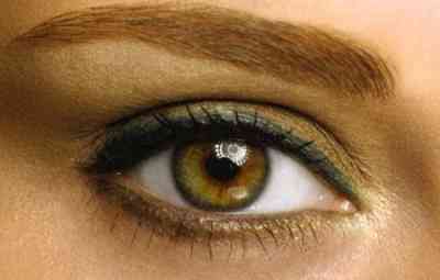 Темно зеленый цвет глаз макияж