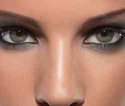 Натуральный макияж для глубоко посаженных глаз