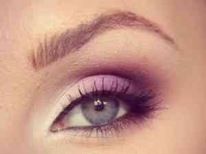 Макияж с фиолетовыми тенями фото для карих глаз