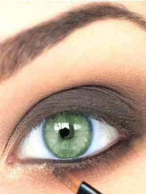 Вечерний красивый макияж для зеленых глаз фото