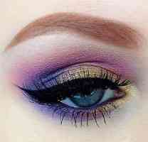 Макияж глаз в фиолетовых тонах