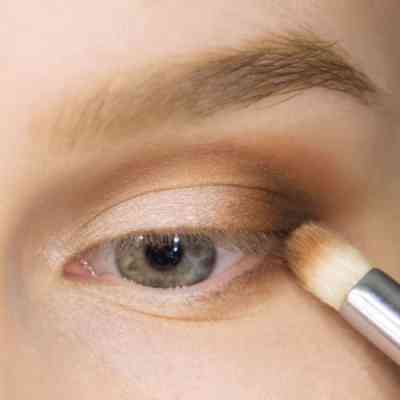 Как визуально увеличить глаза без сильного макияжа