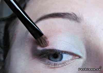 Техники макияжа глаз лепесток